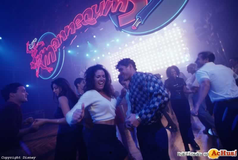 Imagen de Disney Springs  Mannequins Dance Palace